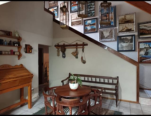 6 BEDROOM HOUSE FOR SALE IN CASHAN